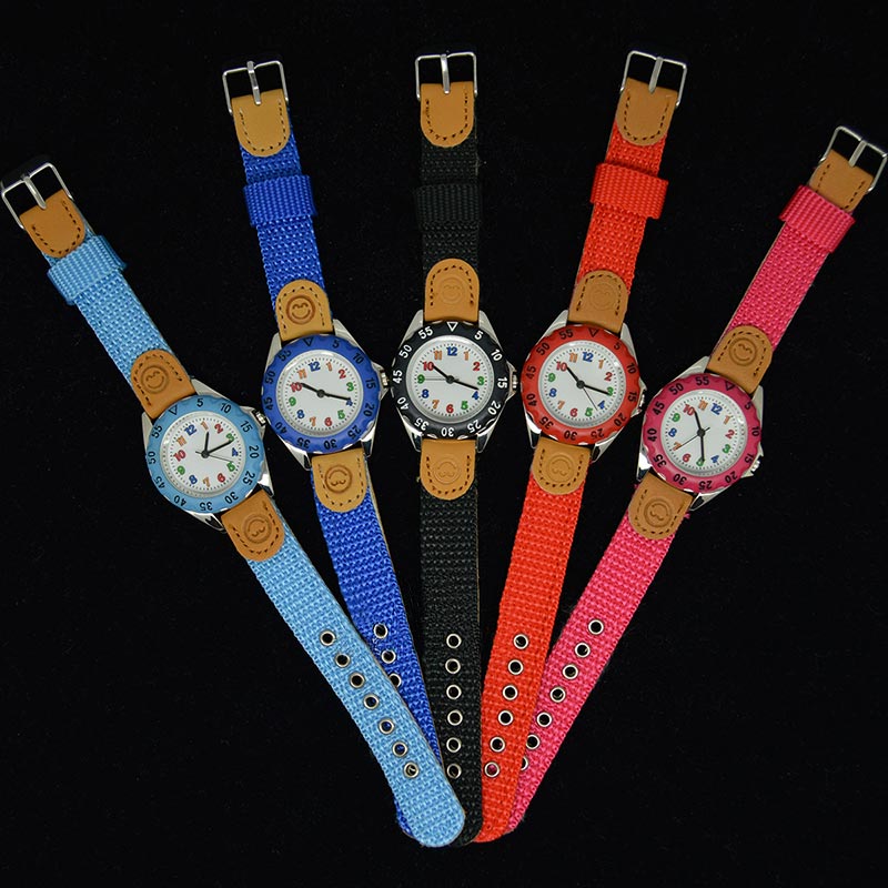 Cute Boys Girls Quartz Watch Kids Children&#39;s Fabric Strap Student Time Clock