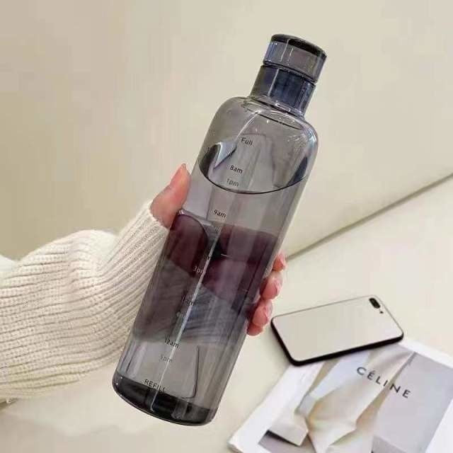 500ml PC Plastic Sports Water Bottle Large Capacity Leak Proof With Time Mark Creative Fall Proof